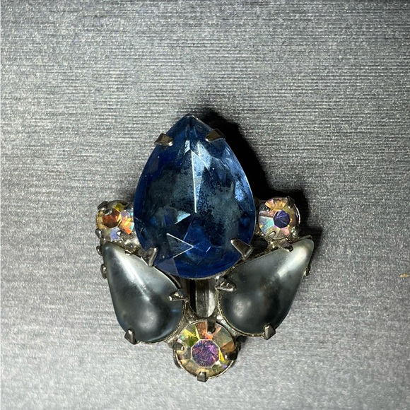 Garne Vintage Clip On Earrings AB & Blue Rhinestone with  Satin Glass gorgeous - Picture 2 of 8